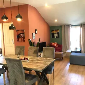 άνετο και πολυτελές οροφοδιαμέρισμα 2 Apartment